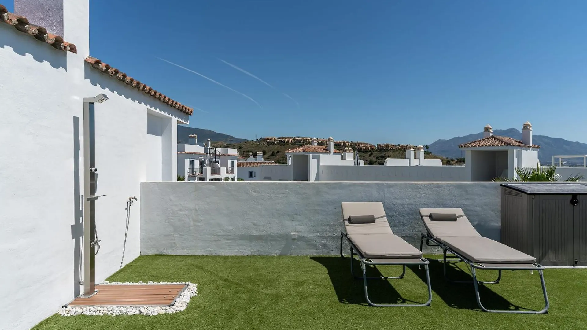 Penthouse -Solarium- 6 Pools 422 Apartment Estepona