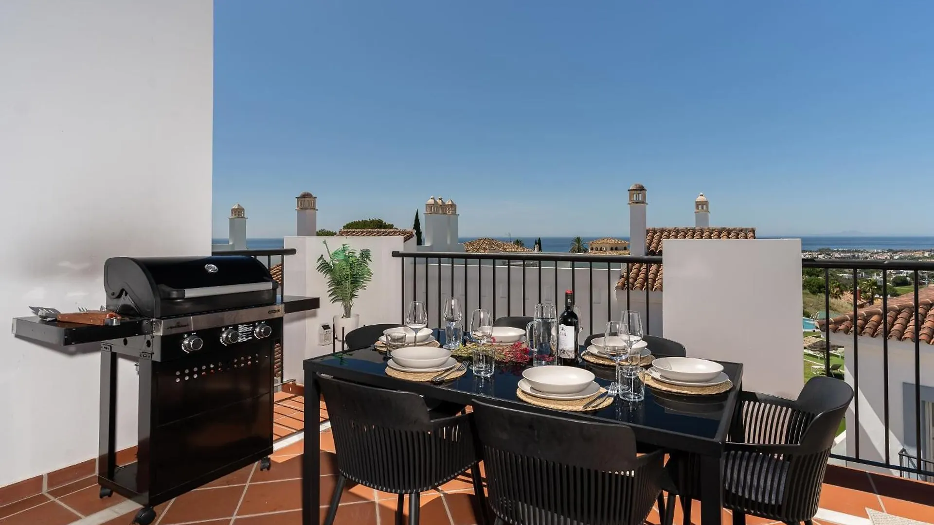 Penthouse -Solarium- 6 Pools 422 Apartment Estepona